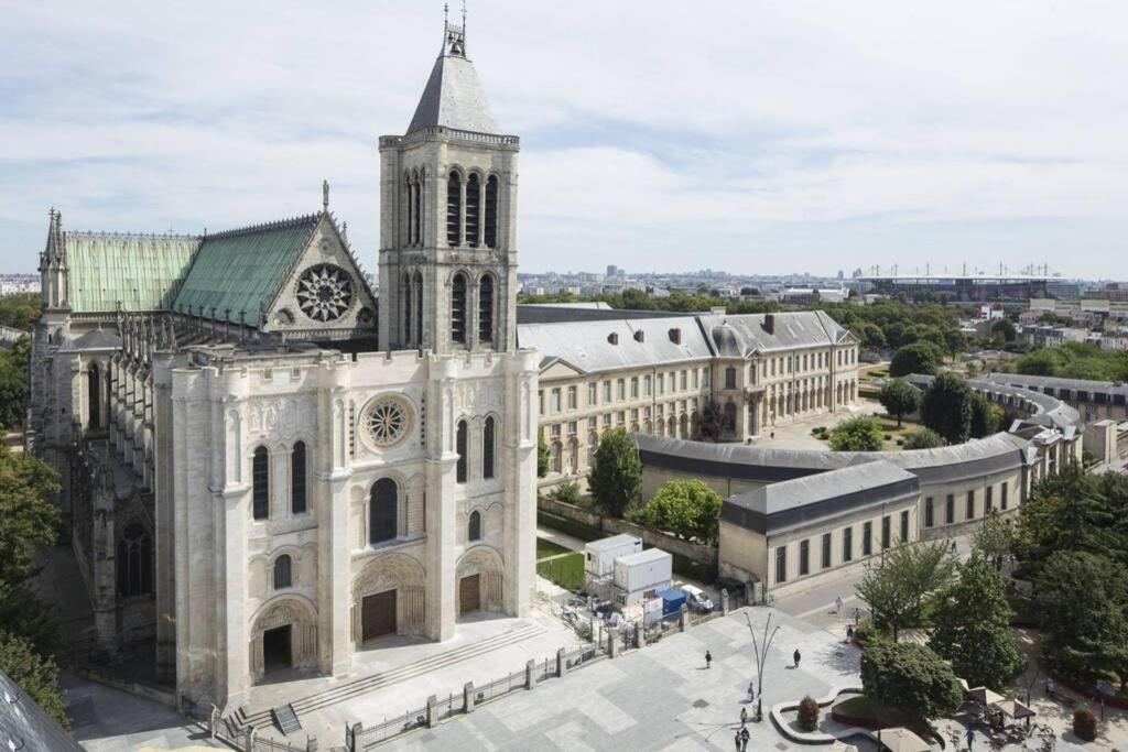 Chic Apart With Great View Of Paris Appartement Saint-Denis  Buitenkant foto