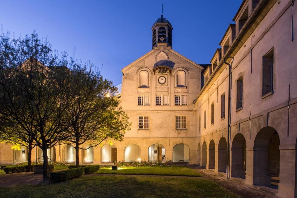 Chic Apart With Great View Of Paris Appartement Saint-Denis  Buitenkant foto